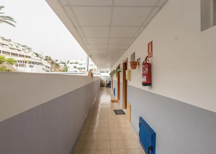 Sun Port Ocean Views - Renovated & Pool Appartement